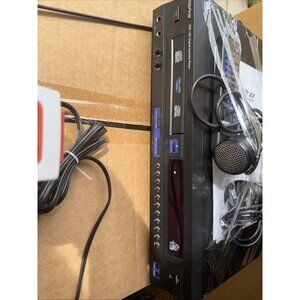 Vocopro DKP-10G Karaoke Player, Mics, Remote, Manual. Tested Does Come On